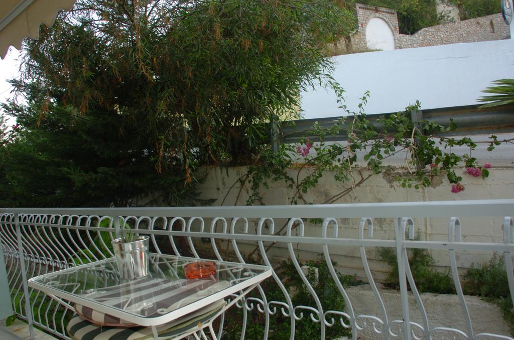 Ψιλή Άμμος Hotel Tolón Exterior foto